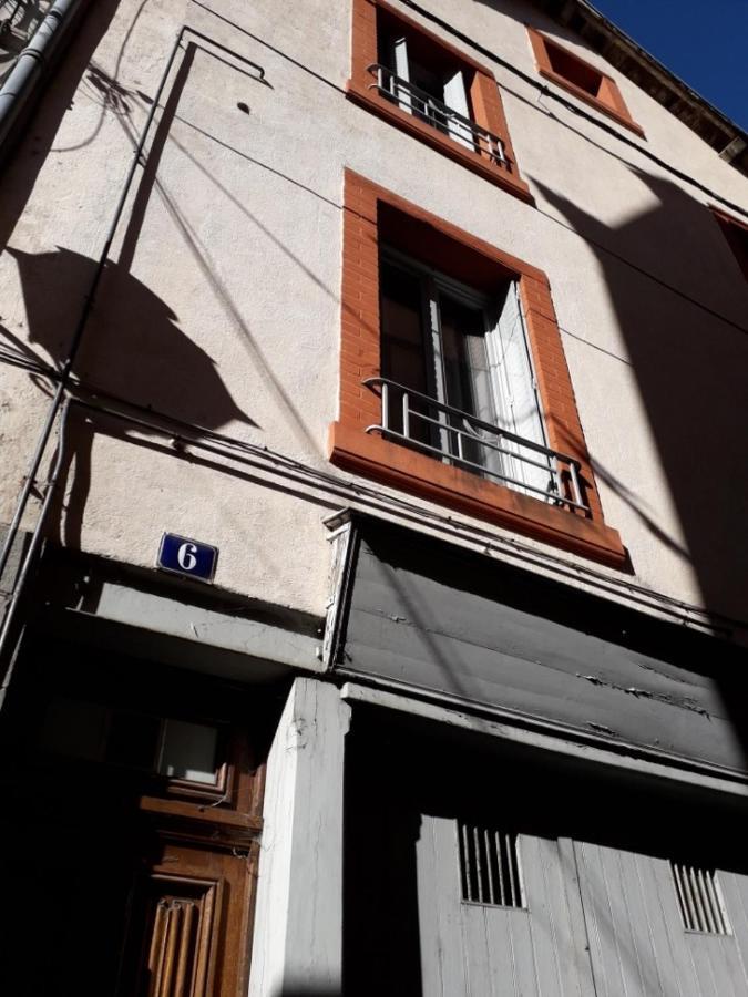 Apartmán Cap Coutellerie - Sejours Pros Ou Familles En Hypercentre De Thiers Exteriér fotografie